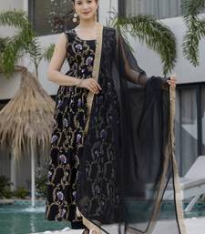 Women's  Printed Muslin Flared Kurta Pant and Dupatta Set