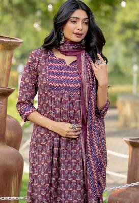 Women's cotton blend jaipuri printed kurta & pant with dupatta 4