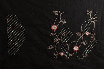 Black color resham codding sequence embroidered stylish saree with un-stitched blouse 3