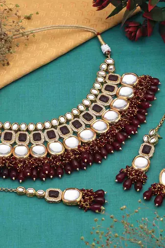 Maroon color back side meena work kundan necklace set