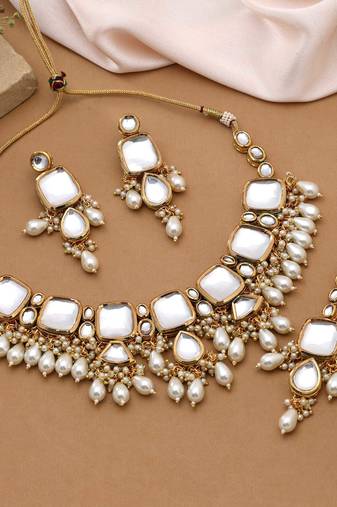 White color back side meena work kundan necklace set