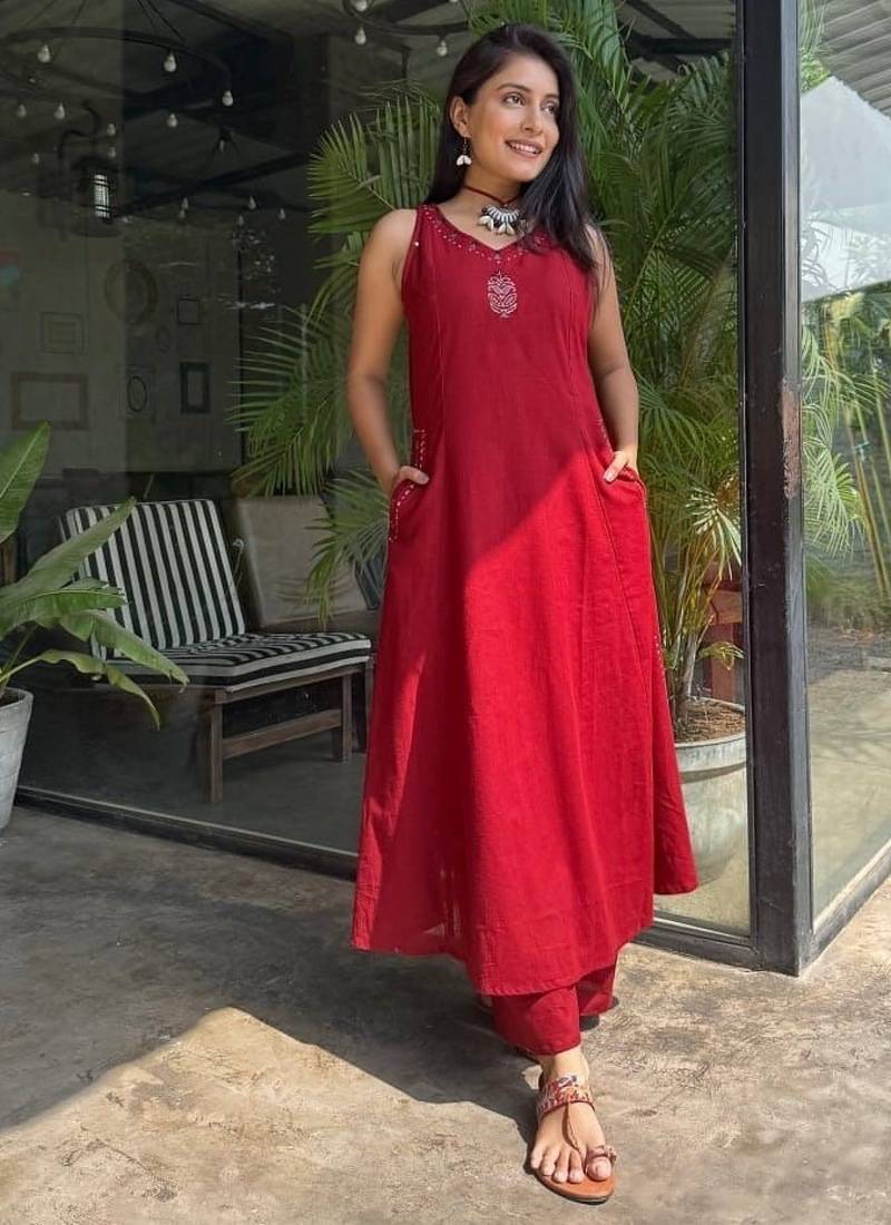 Floral embroidered red round neck pure cotton kurta with trouser