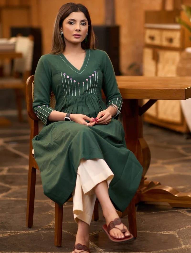 Floral embroidered green v-neck pure cotton kurta with trouser