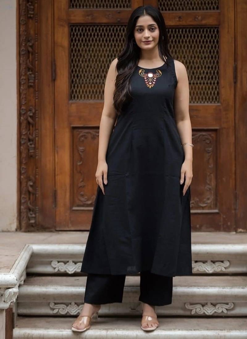 Floral embroidered black round neck pure cotton kurta with trouser
