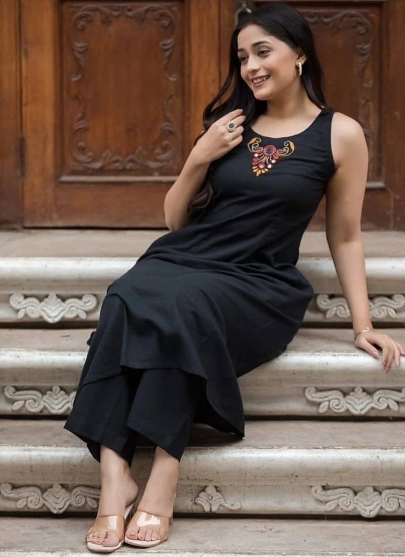Floral embroidered black round neck pure cotton kurta with trouser