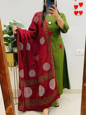 Floral embroidered green round neck  cotton kurta with trouser & dupatta set 1