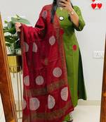 Floral embroidered green round neck pure cotton kurta with trouser & dupatta set