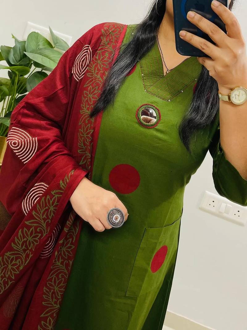 Floral embroidered green round neck pure cotton kurta with trouser & dupatta set