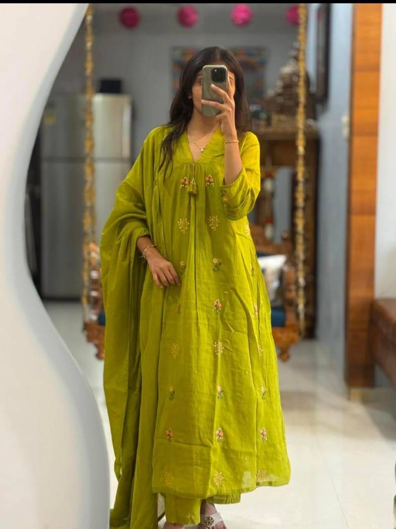 Floral embroidered green v neck pure cotton kurta with trouser & dupatta set