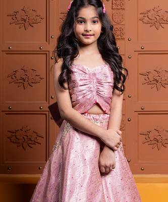 Pink embroidered  brocade lehenga 3
