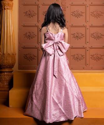 Pink embroidered  brocade lehenga 4