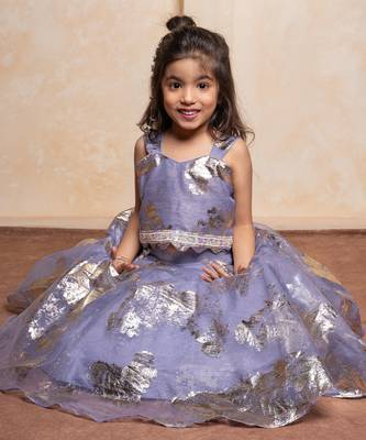 Lavender embroidered  organza lehenga 4