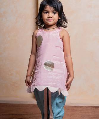 Pink and green embroidered  silk  kurta With Dhoti 2