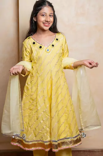 Yellow embroidered  organza  kurta set