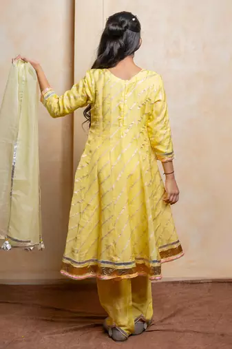 Yellow embroidered  organza  kurta set