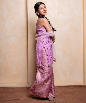 Lavender embroidered  chanderi silk  Kurta Set 5