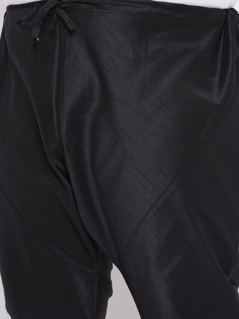 Men's white silk blend kurta pyjama set