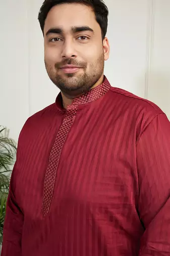 Men's maroon cotton blend kurta