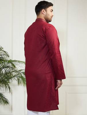 Men's maroon cotton blend kurta 4