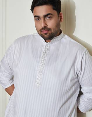 Men's white cotton blend kurta 3