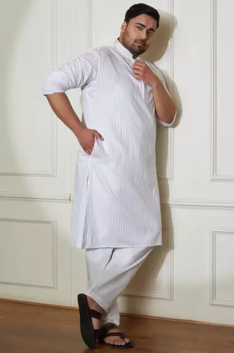 Men's white cotton blend kurta pyjama set