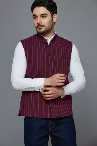 Men maroon nehru jacket with white stripes