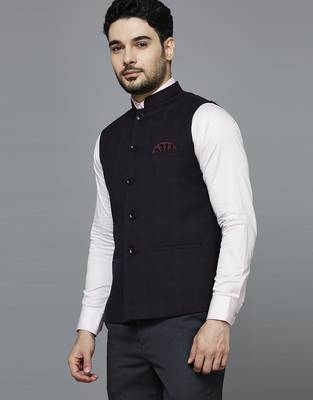 maroon chex nehru jacket 2