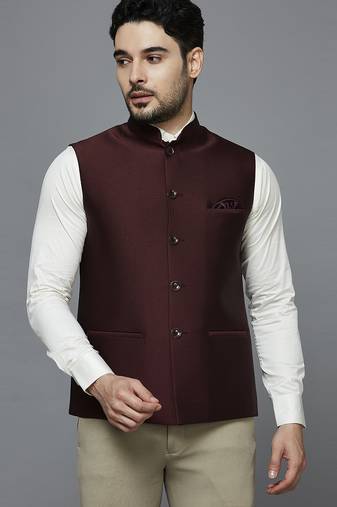 Men maroon solid nehru jacket with self shine
