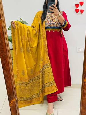 Floral printed red round neck cotton floral kurta with trousers & dupatta set 1