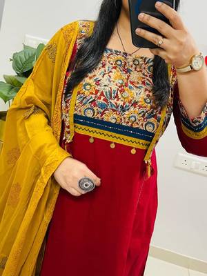 Floral printed red round neck cotton floral kurta with trousers & dupatta set 3