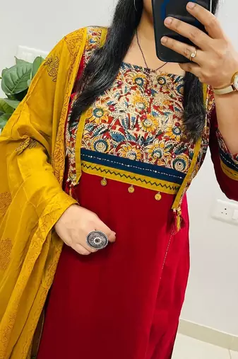Floral printed red round neck cotton floral kurta with trousers & dupatta set