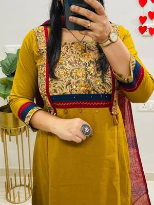 Floral printed dark-yellow round neck cotton floral kurta with trousers & dupatta set 3