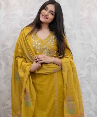 Floral embroidered dark-yellow v neck cotton floral kurta with trousers & dupatta set 2