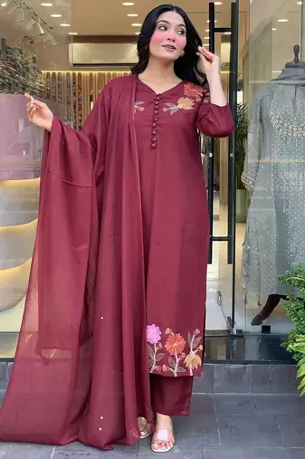Floral printed maroon v neck cotton floral kurta with trousers & dupatta set