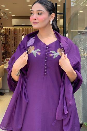 Floral printed blue v neck cotton floral kurta with trousers & dupatta set