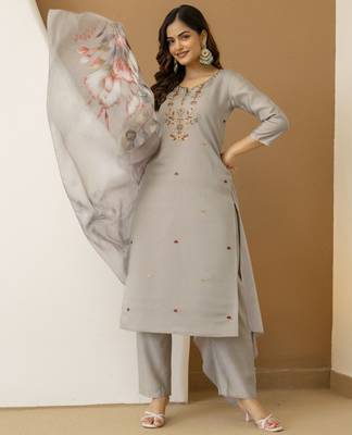 Chanderi Silk Embroidery Work Kurta Pant Set with Dupatta For Women 3