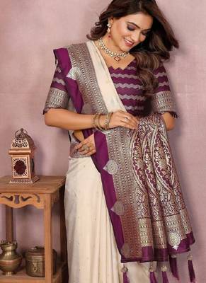 cream handloom kalamkari silk blend with zari woven design saree with blouse 4