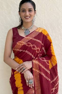 Pure soft mulmul cotton hand tie n dye shibori n bandhej print saree 4