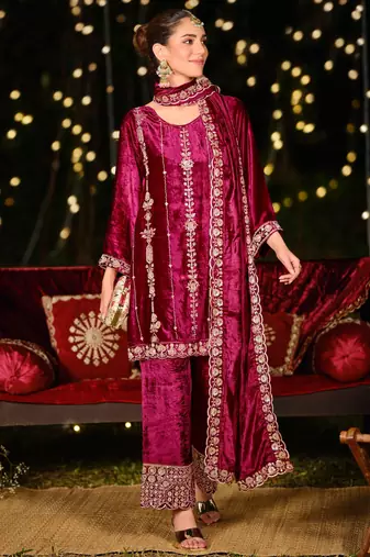 Stylee lifestyle magenta velvet embroidered dress material