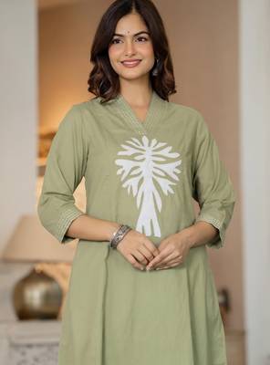 Floral embroidered sea green v neck cotton kurta & trouser 3