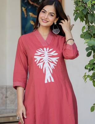 Floral embroidered pink v neck cotton kurta & trouser 3