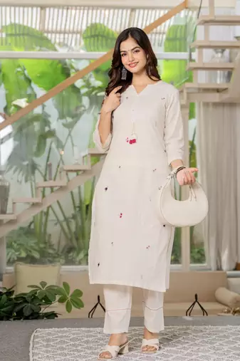 Floral embroidered white round neck cotton kurta & trouser