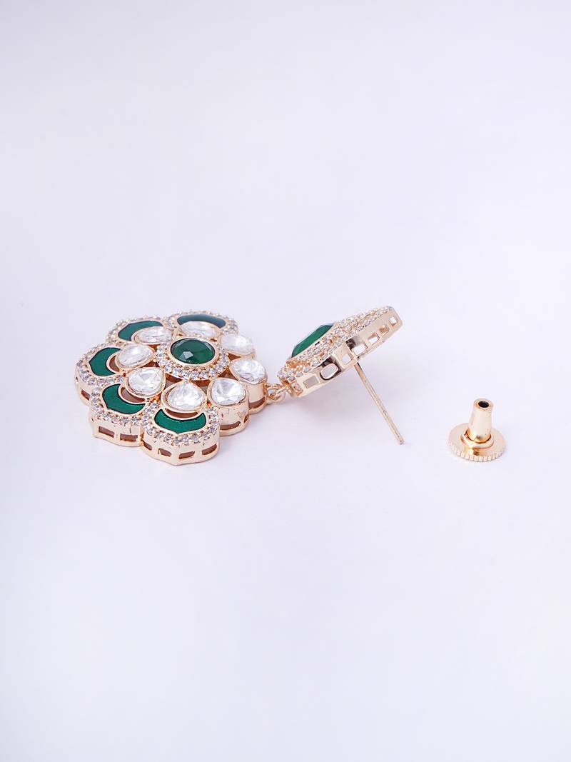 Women green kundan & bead studded gold-plated earrings