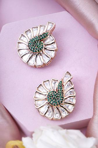 Women peacock inspired dramatic kundan stud earrings
