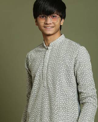 yuva boys' grey and cream kurta pyjama set 4