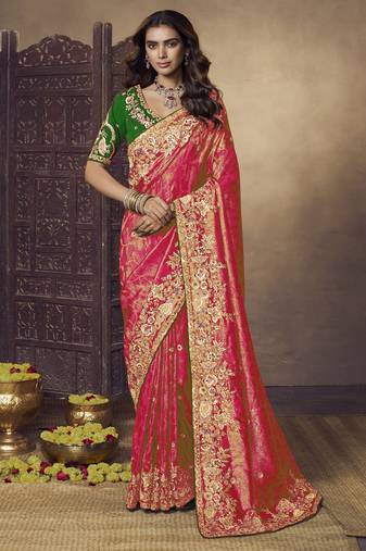 Red party wear jecquard saree with designer blouse fabric