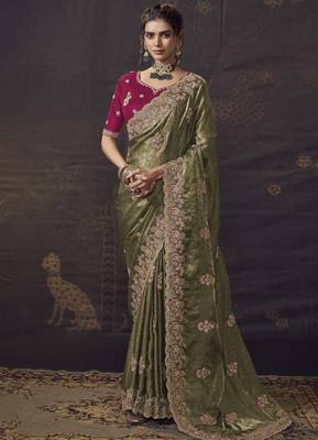 Mehendi party wear self jecquard saree with designer blouse fabric 1