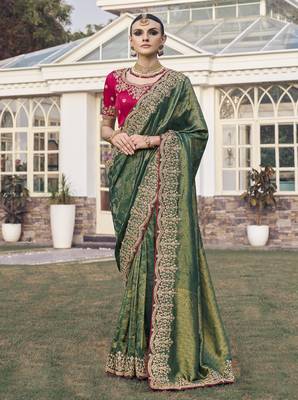 Mehendi party wear jecquard saree with designer blouse fabric 1