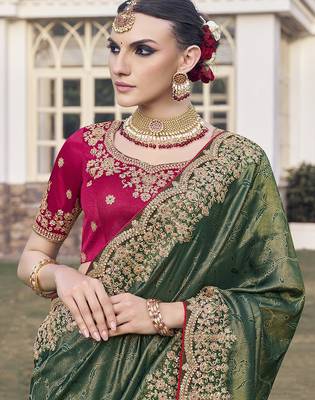 Mehendi party wear jecquard saree with designer blouse fabric 2