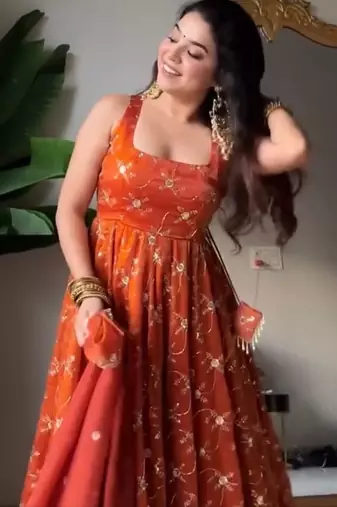 orange Kesriyanc silk embroidered sequin suit set with dupatta     elegant sleeveless kali cut designer outfit